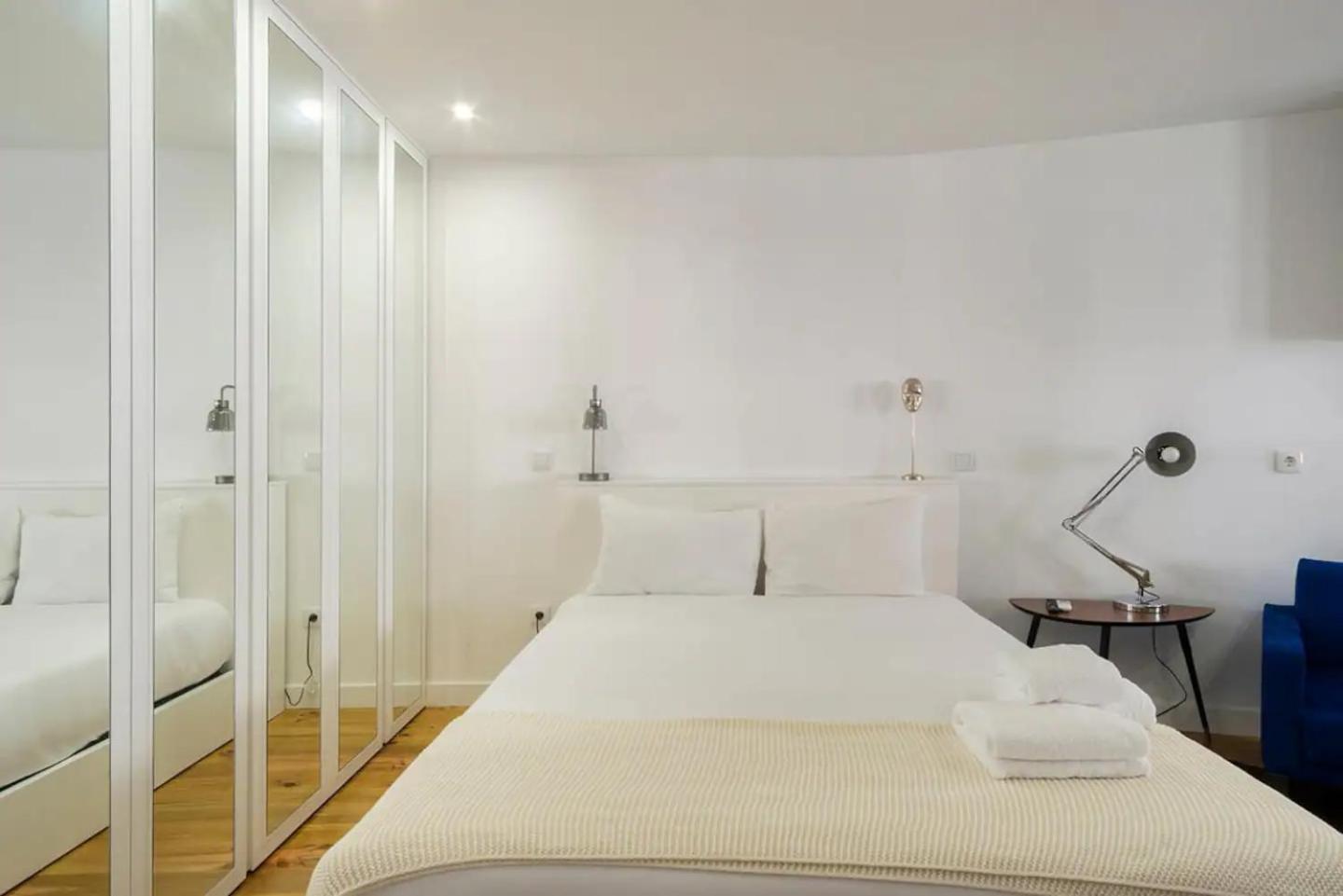 Casa Velhinha - Design, Culture And Comfort In غيمارايش المظهر الخارجي الصورة